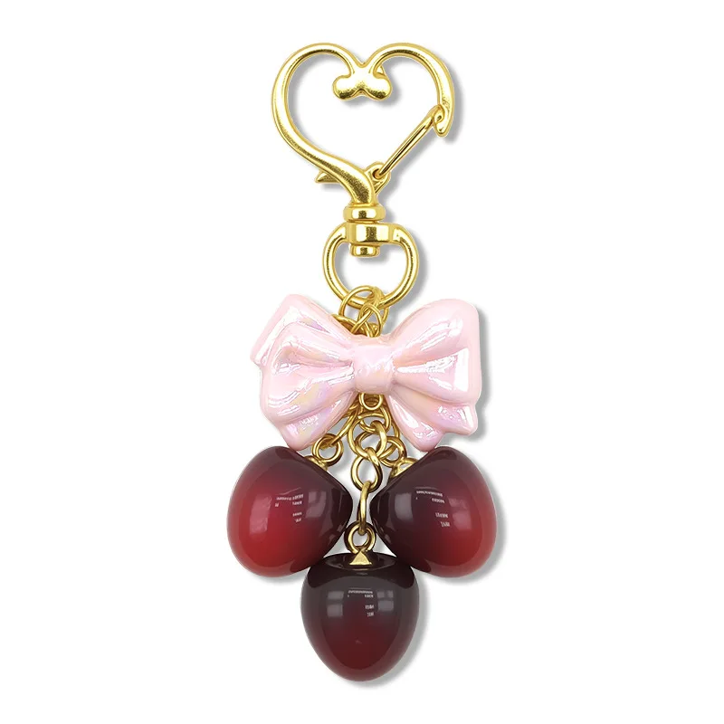 سلسلة مفاتيح الكرز الراتنج مع ورقة الذهب ومشبك جراد البحر سحر، لامعة الكرز قلادة الديكور للنساء حقيبة الموضة سحر