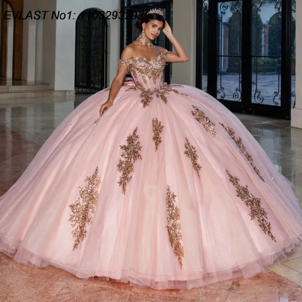 فستان Quinceanera وردي لامع مخصص من EVLAST فستان حفلة مزين بالدانتيل الذهبي مطرز بفيونكة حلوة 16 فيستدوس دي 15 أنوس E1QN766 #1