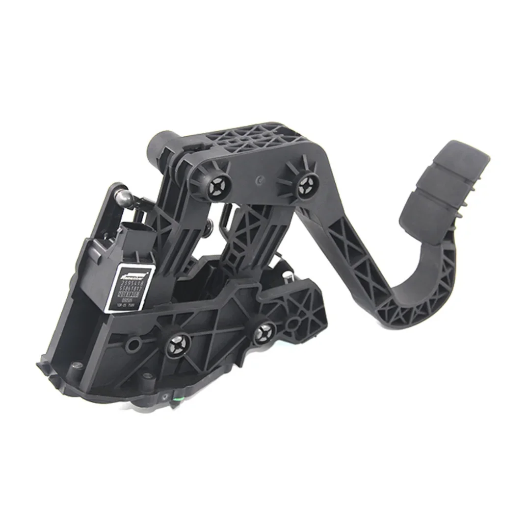 

SCA NIA Truck Accelerator Pedal for SCA NIA OEM 1729022 1753411 1935310 2395420 2007508 2395418