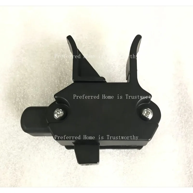 Suitable for Excavator Cab Glass Buckle Window Lock Replacement Parts EC200D EC220D EC250D EC380D EC480D Cab Window Latch Clasp