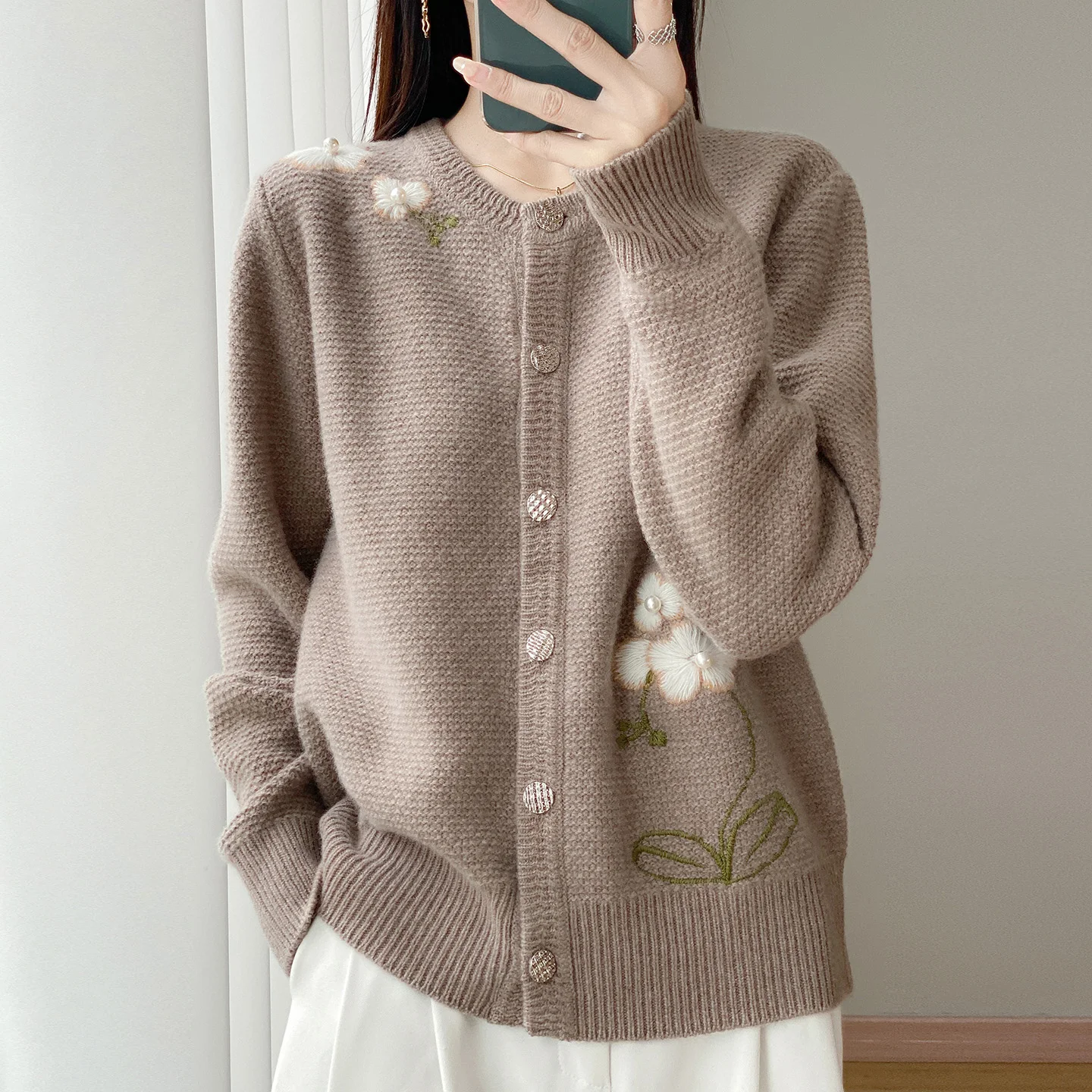 

Женский вязаный крючком кардиган из чистой шерсти, вязаный свитер с круглым вырезом, свободное кашемировое пальто с вышивкой