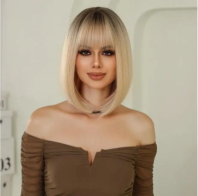 

Women's wig with bangs