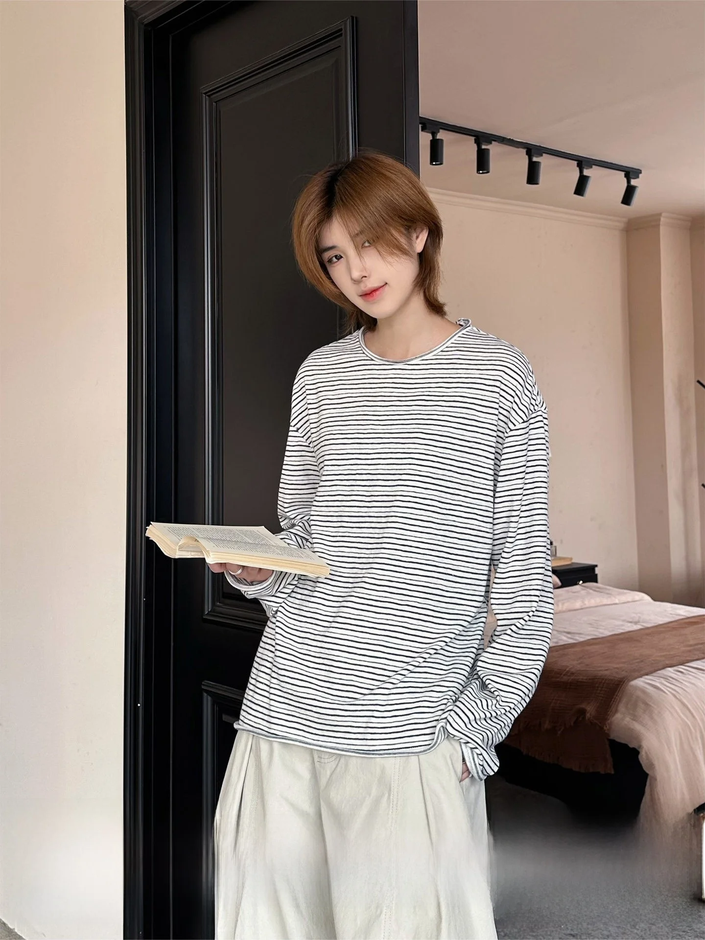 

Ja1 Lazy Stripe Thin Long Sleeve T-Shirt Unisex Loose Fit Summer Sun Protection round Neck Cotton Blend Top