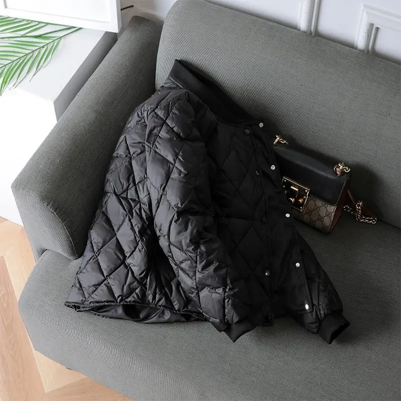 Women New Fashion Ultra Light Down Cotton Outwear Short Quilted Cotton Jacket Autumn Winter Single Breasted Cotton-Padded Coat