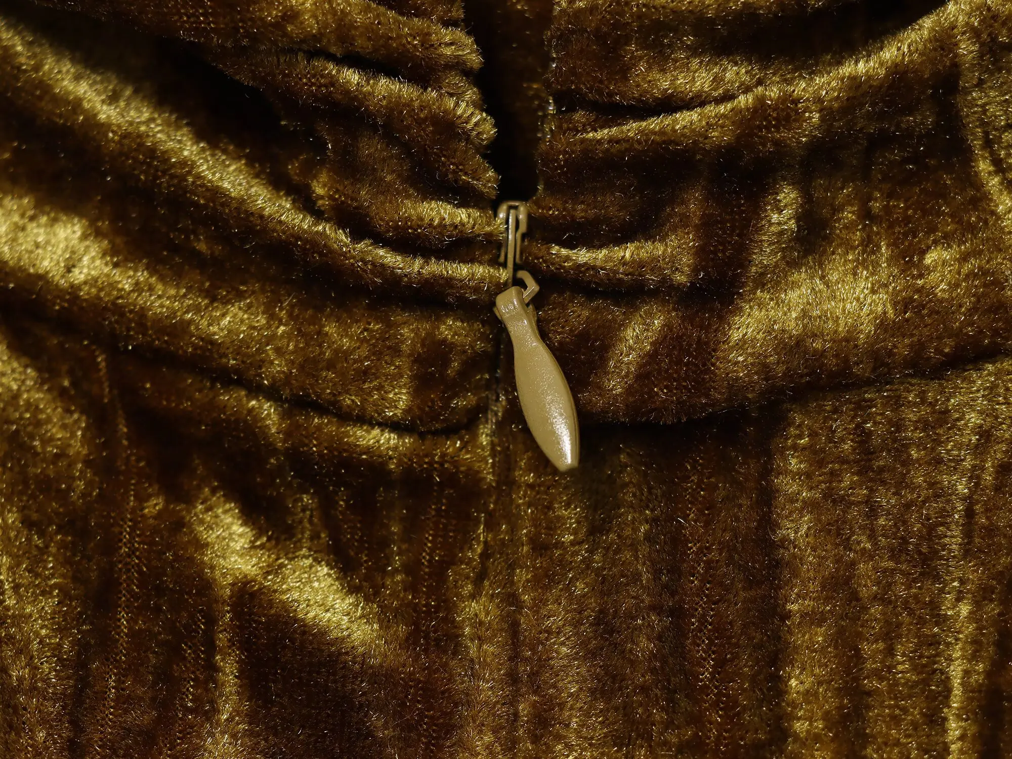 New Women Gold Crushed Velvet Halter Maxi Dress Crystal Accent Cutout Waist Sexy Party Dresses