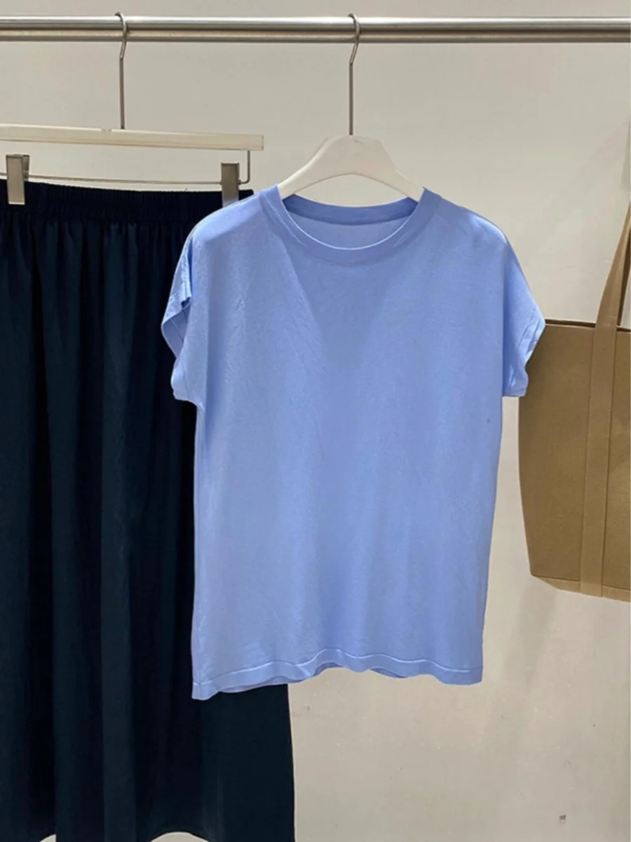 Camiseta de manga corta con cuello redondo azul Klein de moda europea de alta gama para mujer, top básico adelgazante de verano para ir al trabajo, estilo coreano L