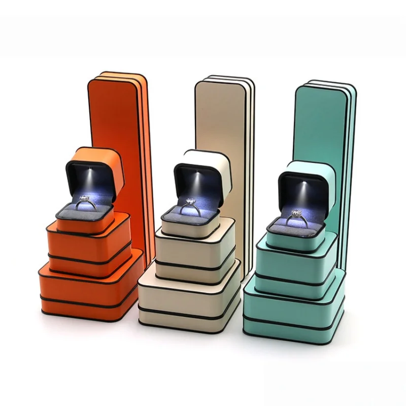 LED Light Jewelry Box PU Leather Ring Pendant Bracelet Necklace Display Case Wedding Proposal Gift Box