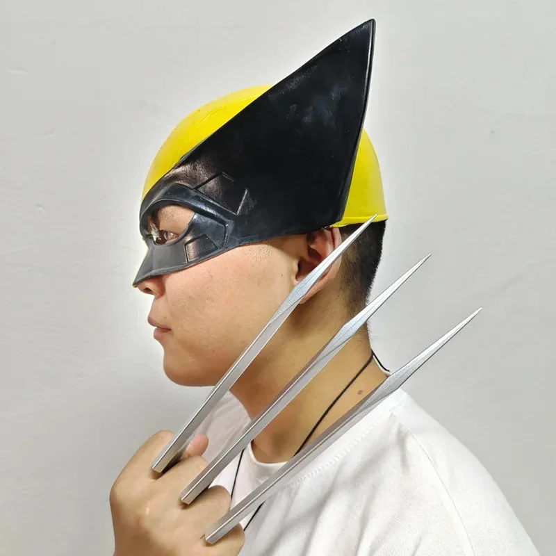 

COSda@Realistic Wolverine Half Face Mask With Wolf Claw Halloween Party Cosplay Costume Accessories High-Quality Latex Head Cove