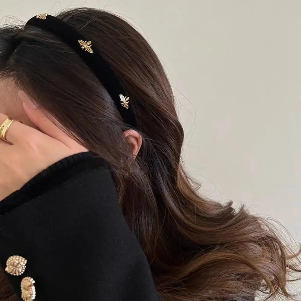 Fashion Hair Accessories Retro Hair Hoop Bee Korean Style Wide Brim Hair Hoop Velvet Headpiece French Headband Party