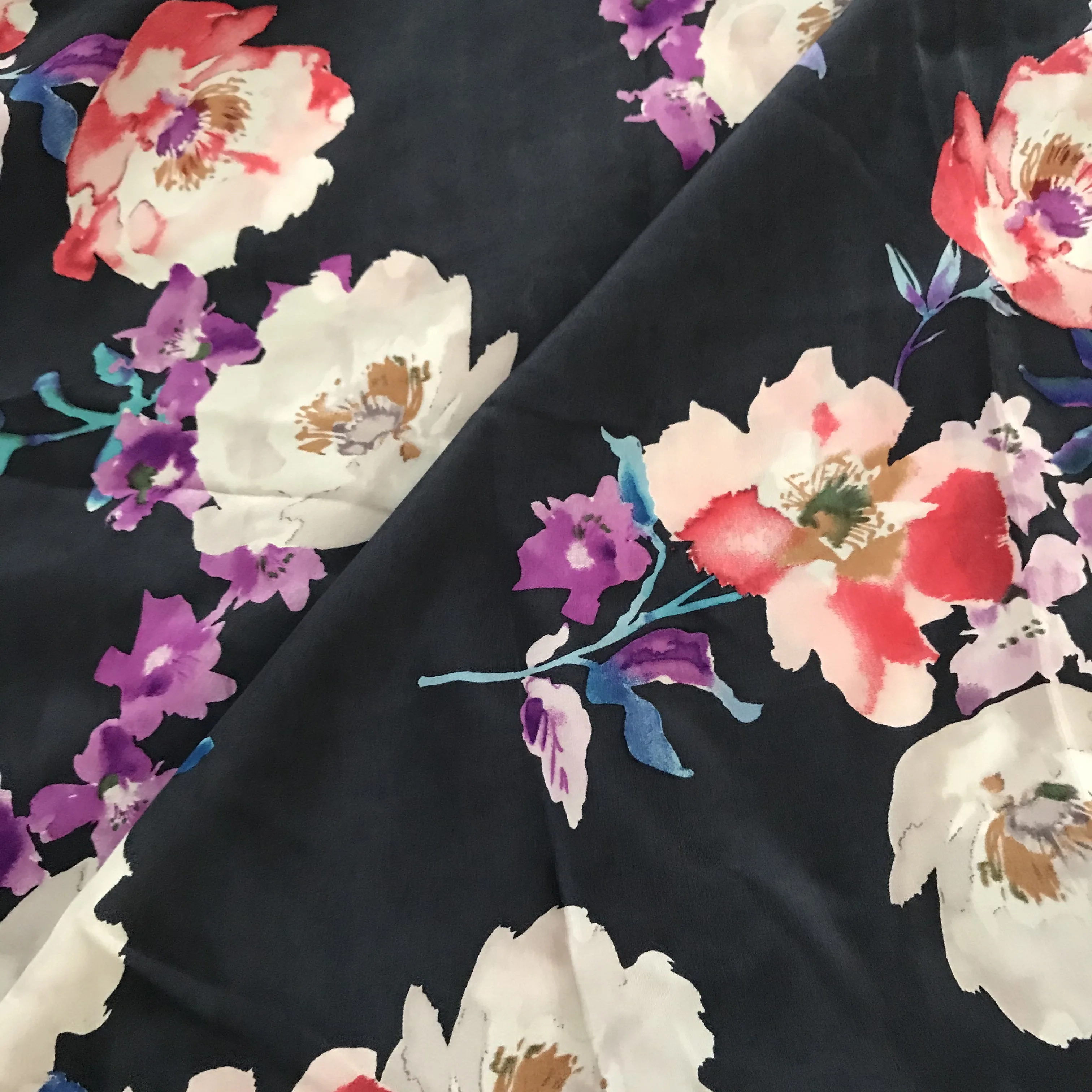 1 meter 100% Mulberry Silk 17 momme Crepe Silk Fabric Navy Blue Floral Red Flower Printed 114cm 55" wide by the yard XX081