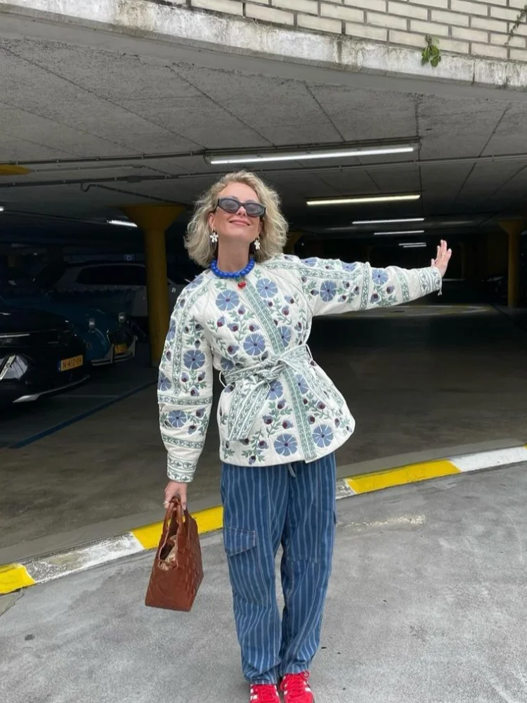 Chaqueta de algodón con estampado Vintage para mujer, abrigos delgados de cuello redondo con cordones, prendas de vestir de calle, invierno, 2024