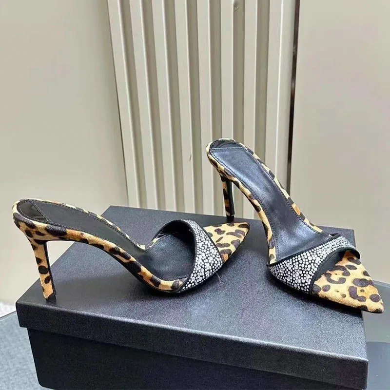 

Женские туфли на высоком каблуке с острым носком и леопардовым принтом, сексуальные, в простом стиле, модные, для вечеринок, вечерних мероприятий, подиумные туфли, летняя обувь для женщин