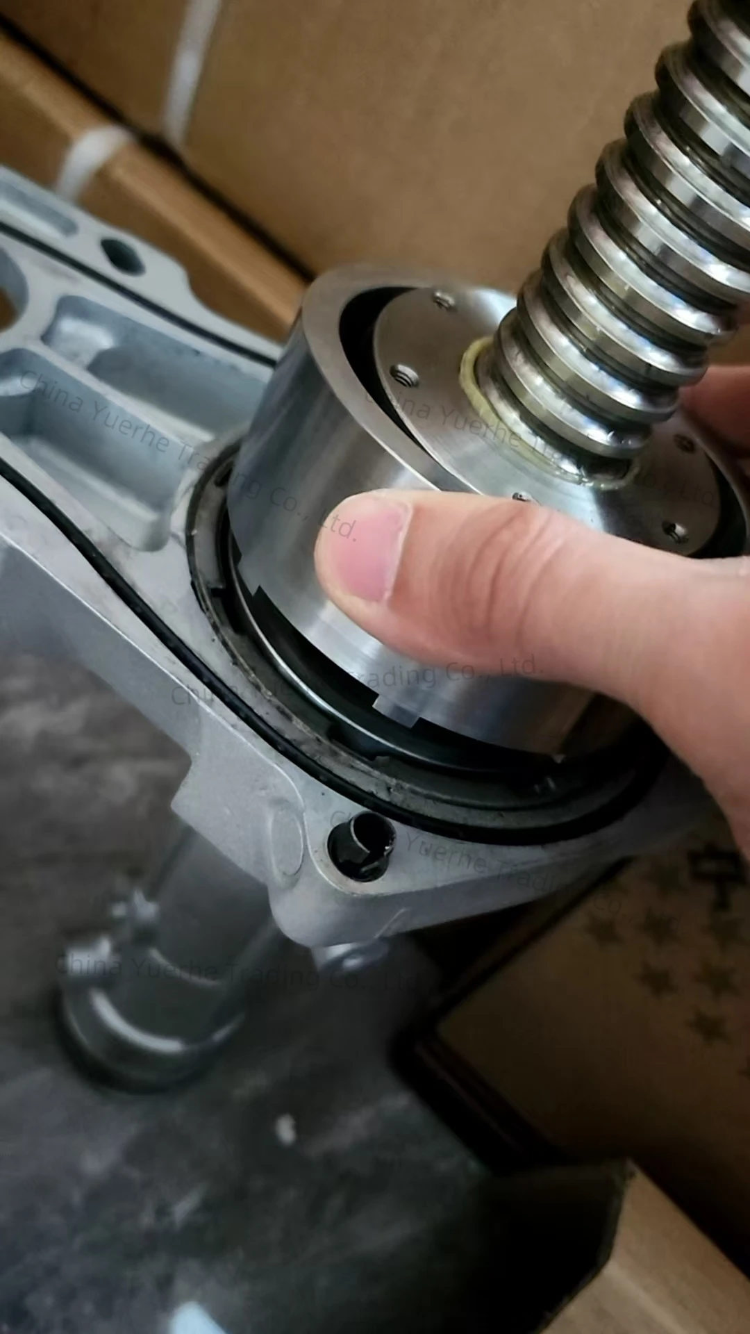 

Electric Steering Rack Bearing Removal Install Tool for Ford Explorer