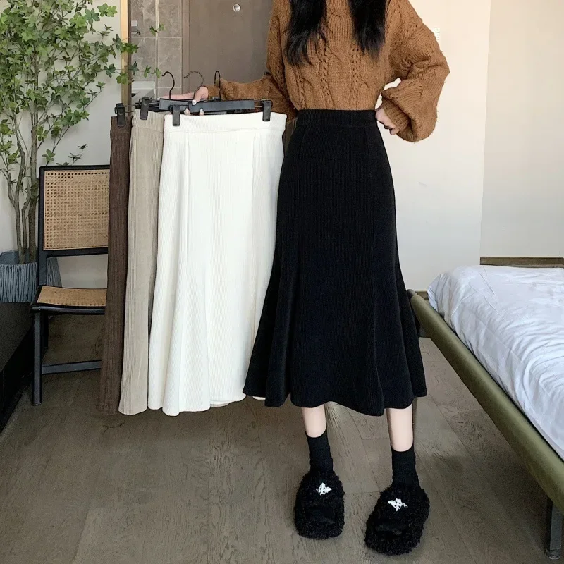 Cord Lange Meerjungfrau Rock Frau 2023 Frühling Rüschen Hohe Taille Midi Röcke Frauen Koreanische Zurück Elastische Schwarz Rock Damen