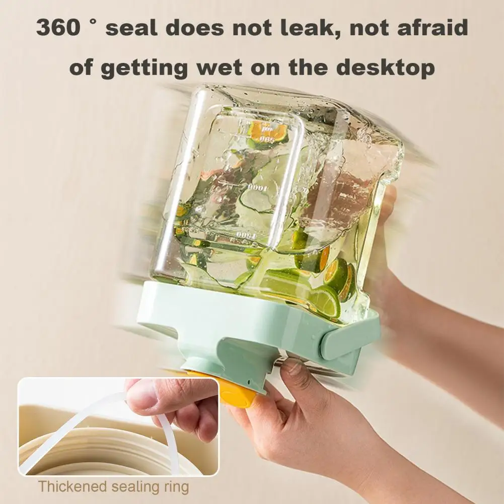 زجاجة مياه مانعة للتسرب مع فلتر ، موزع مشروبات ، بقعة للثلاجة ، استخدام الحفلات ، مصفاة فواكه محكمة الغلق ، حاوية مشروبات