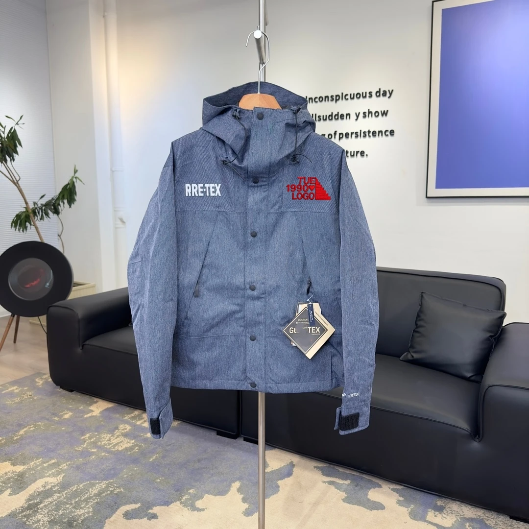 

High-End Trendy Jacket, Waterproof and Windproof, Versatile Style, Classic Fw25 Outdoor Couple Camping and Hiking Jacket