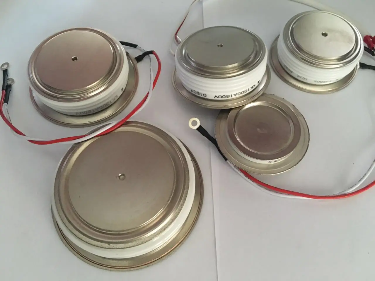 KP/KK/ZP/KS/KA1000A-18 800A 1500A  Contact material