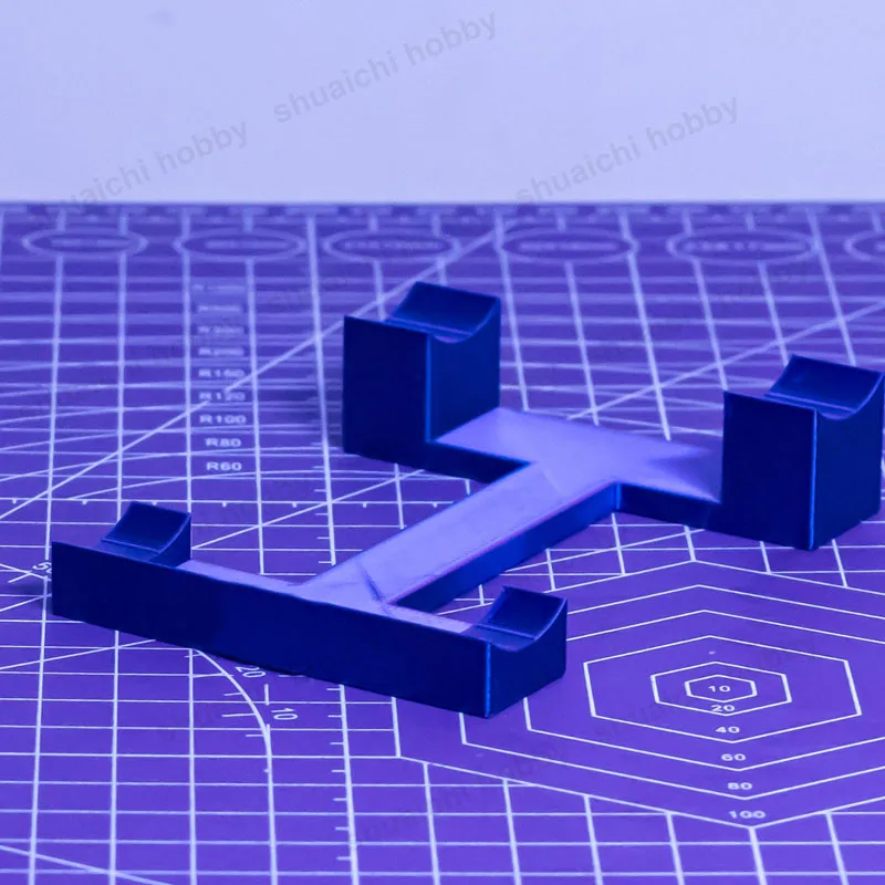 1PCS 3D Printed Mini 4WD Display Stand PLA‑CF Static Storage Showcase Bracket for Modified Car Vehicle Model Desktop Exhibit