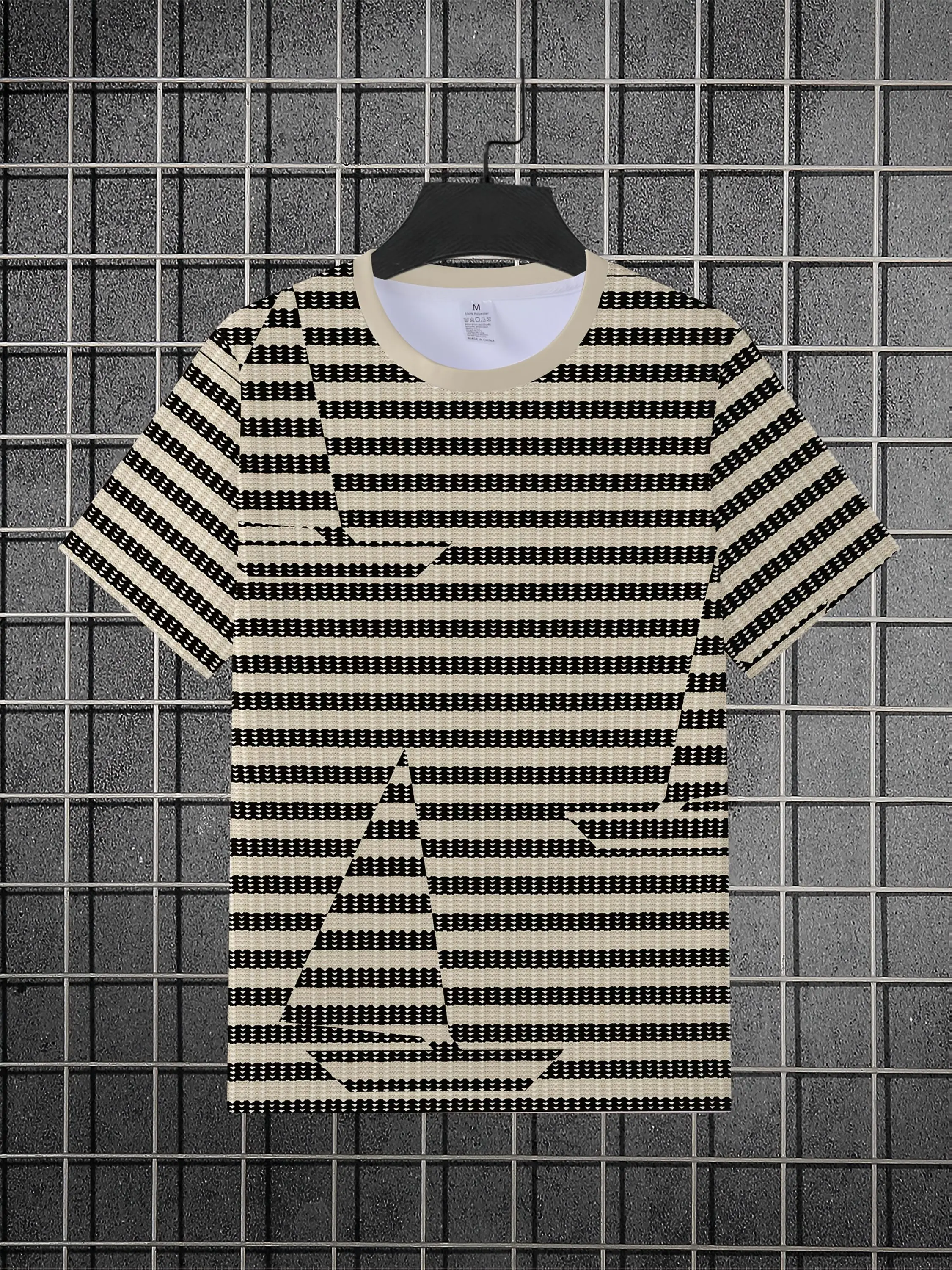 Men Beige Black Thin Stripe Geometric Cutout Print Crew Neck Short Sleeve Tee