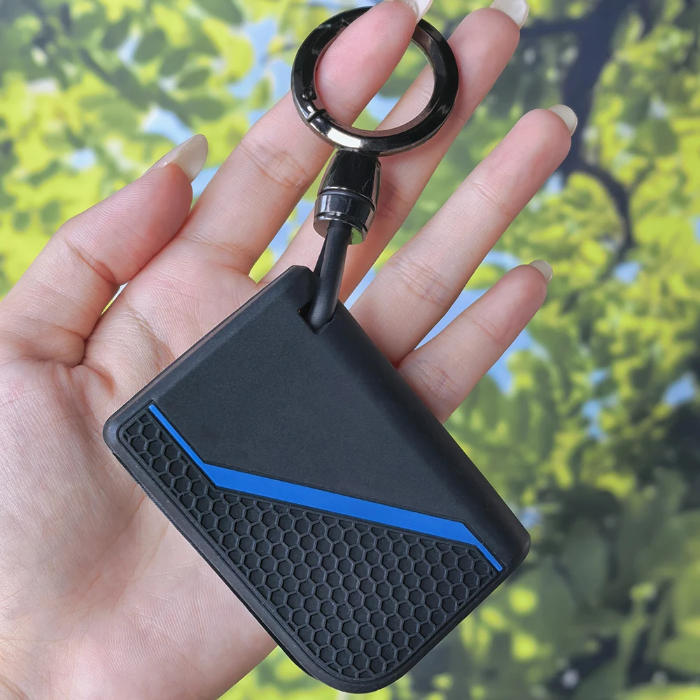 Soft Textured Silicone Remote Key Skin with Keychains for LYNK&CO 05 01 02 03 06 Honeycomb Keyless Entry Key Protector