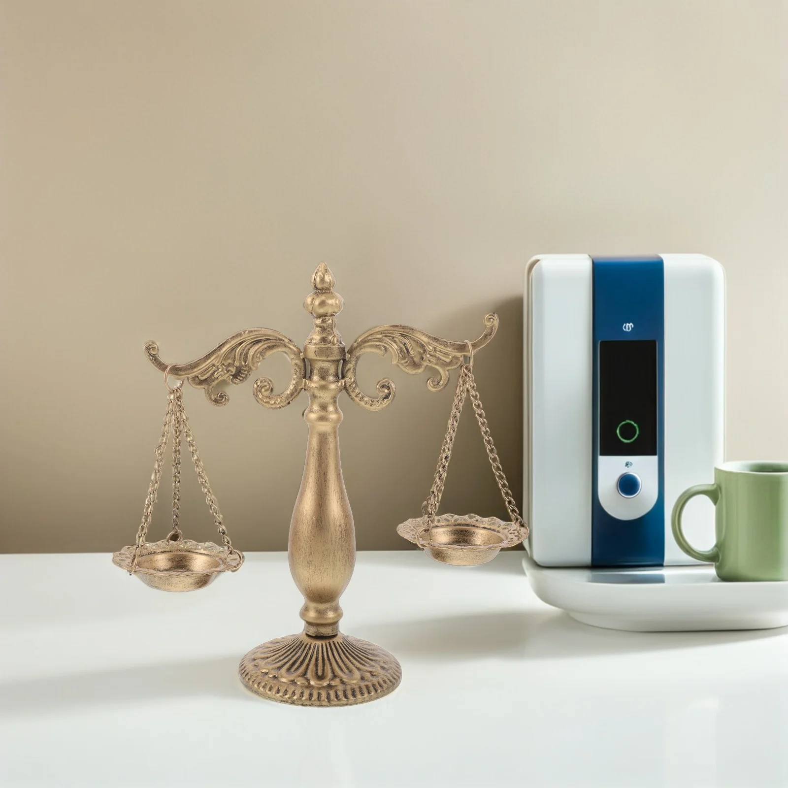 

Wrought Iron Sculpture Balance Scale Display Small Metal Libra Ornament Retro Justice Scale for Office Table Statues Decor