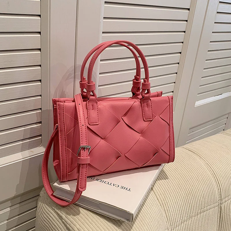 Shoulder Bag 2023 New Trend All-match Art Design Texture Woven Handbag Tote Bag Simple Style Square Bag Solid Color Travel Bolsa