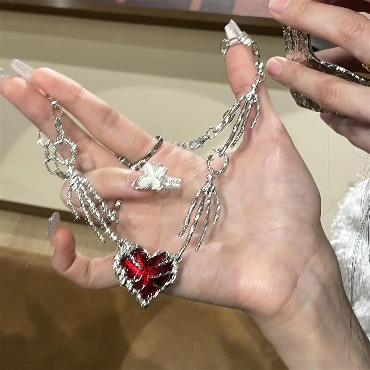القوطية القلب قلادة الرعب مخيف الهيكل العظمي مخالب الأيدي المختنق قلادة للنساء الرجال #4