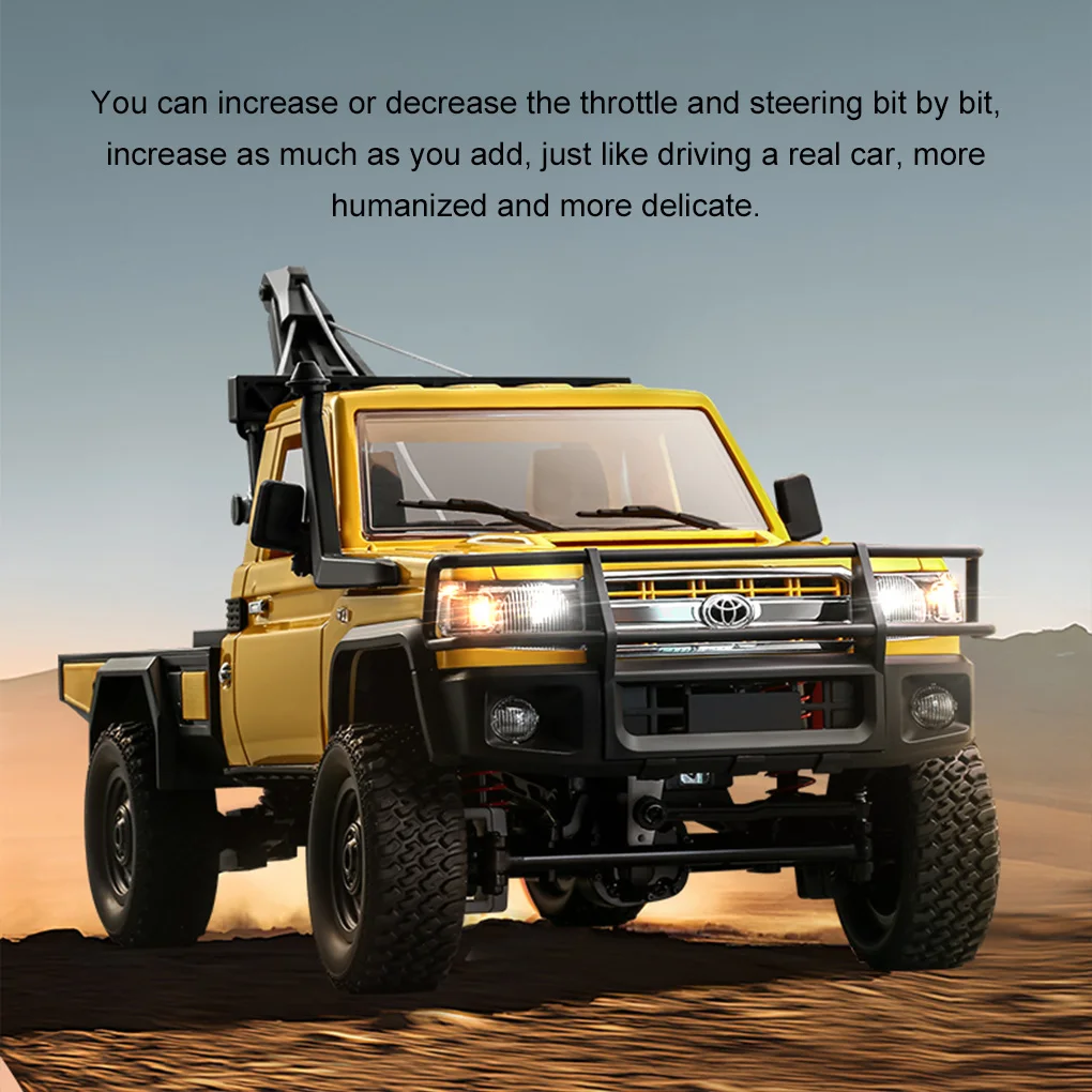 1/12 MN82T 2.4g 4wd Afstandsbediening Terreinwagen Simulatie Klassieke Terreinwagen RC Auto Model met Licht