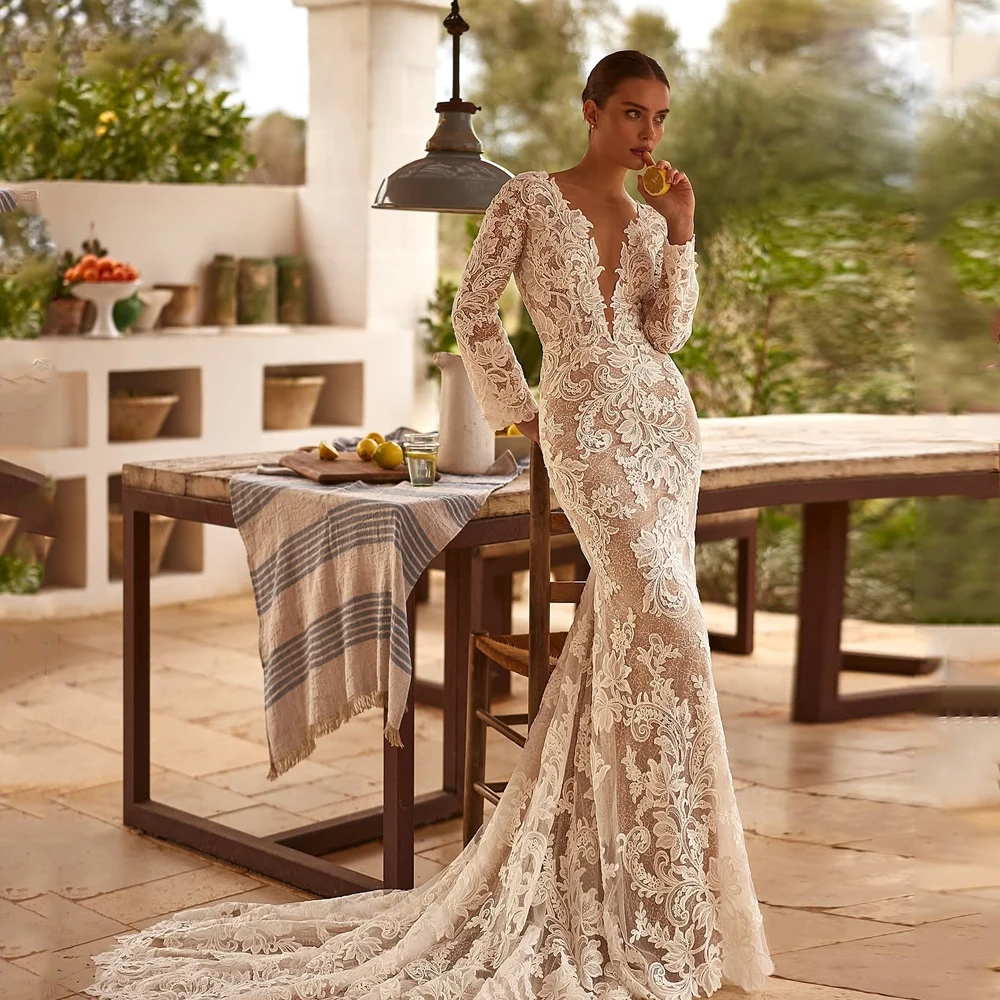 

Shiny Mermaid Wedding Dress Scoop Neck Customized Sexy Long Sleeve Lace Applique Illusion Back Champagne Bridal Gown for Bride