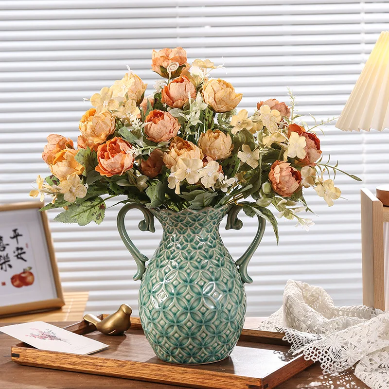 

American retro relief vase rose device living room flower arrangement porch TV cabinet high-end art ornament