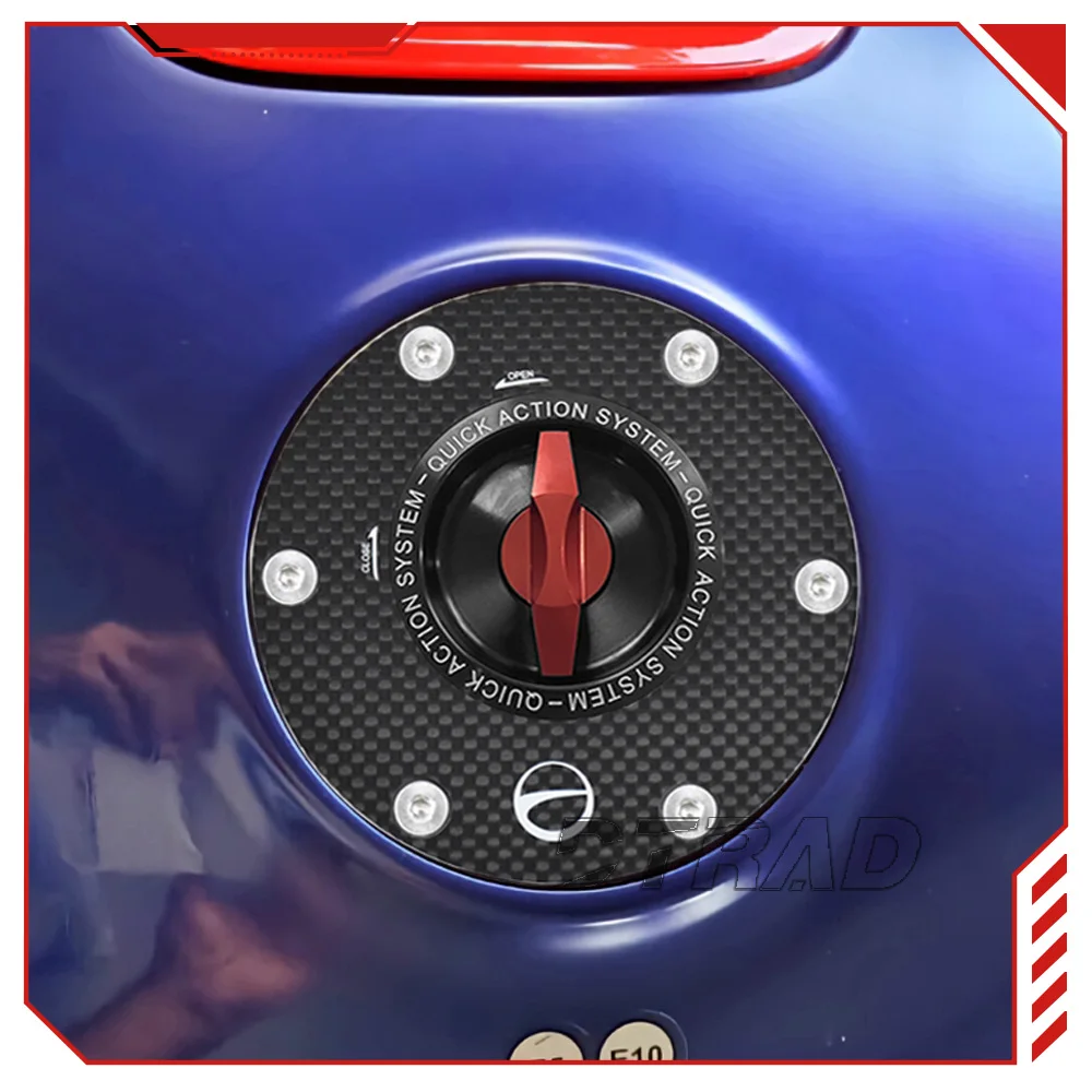 ฝาถังน้ำมันแบบปลดเร็ว คาร์บอนไฟเบอร์ สำหรับรถมอเตอร์ไซค์ Moto Guzzi V100 Mandello/S ปี 2022-2025 พร้อมกุญแจล็อค