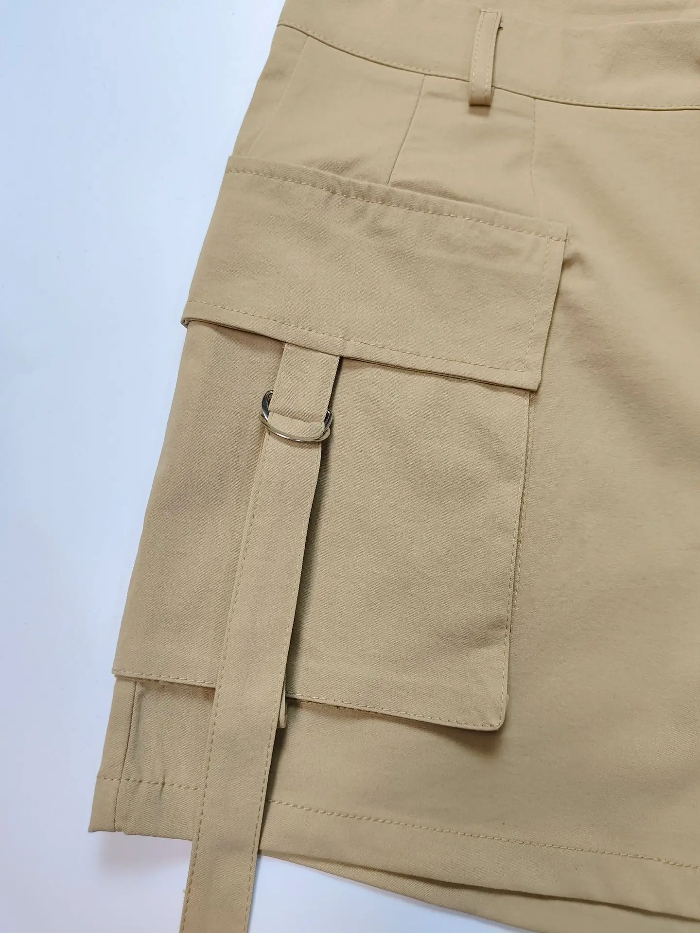 2026 Summer New Women's Tight High-waisted Shorts Side Pocket Flip Pocket