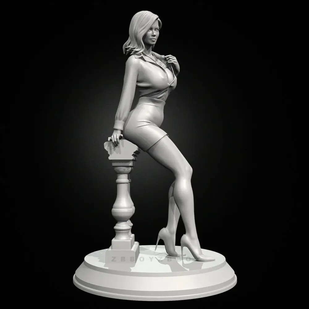 38mm 50mm 75mm Coach Louise Lane Resin Models DIY Coloring Figurines Unassembled and Uncolored 3D Printed White Model