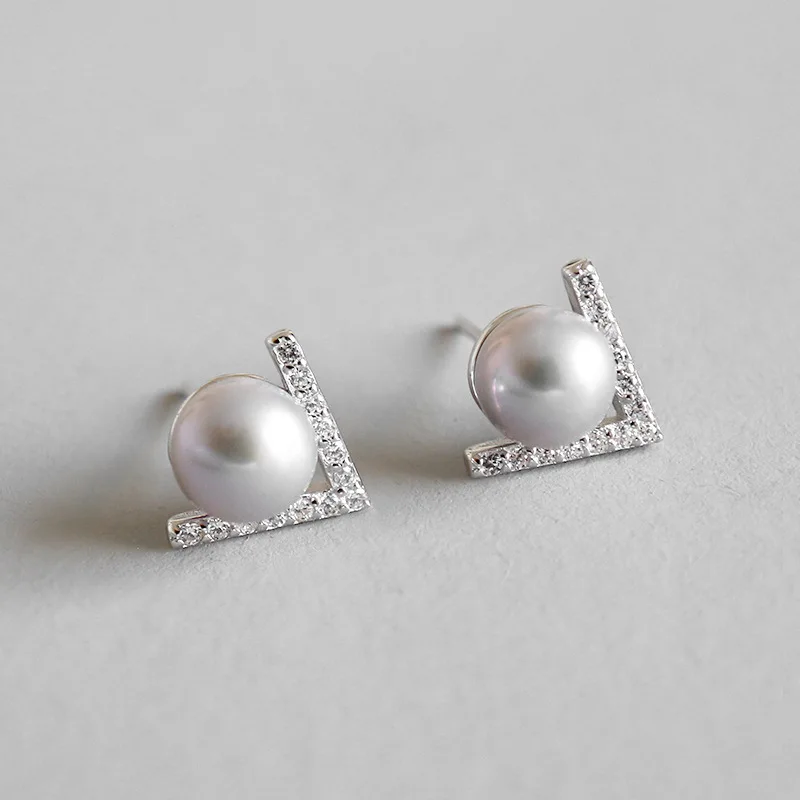 

Trending 925 Sterling Silver Initial L Earrings with Pearl Mirco Pave Sunstar Zirconia