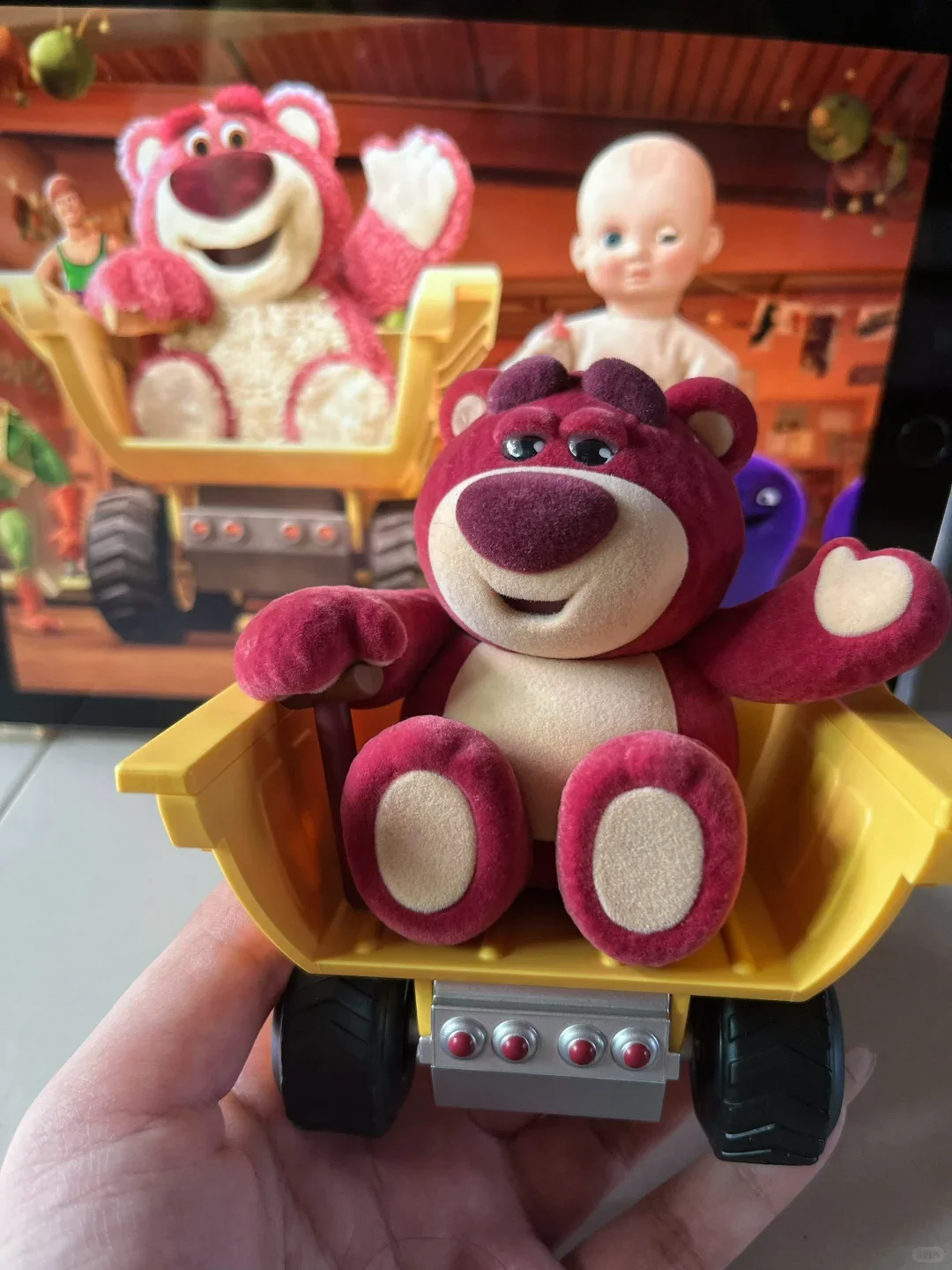 

52Toys Lotso, ограниченная серия, фигурка самосвала, Коллекционная игрушка, подвесная карта, модный милый сюрприз, подарки на день рождения, детский сюрприз