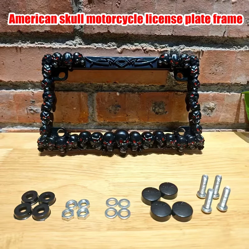 Skull-themed Stylish Motorcycle License Plate Frame, American-style Skull Motorcycle License Plate Holder, Vehicle Decoration.