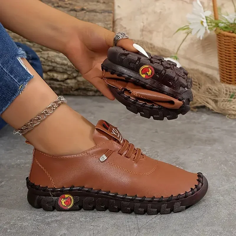 أحذية رياضية نسائية من Tide Designer Mom للنساء أحذية رياضية جديدة ذات قاع سميك أحذية بدون كعب مريحة للاستخدام في الهواء الطلق