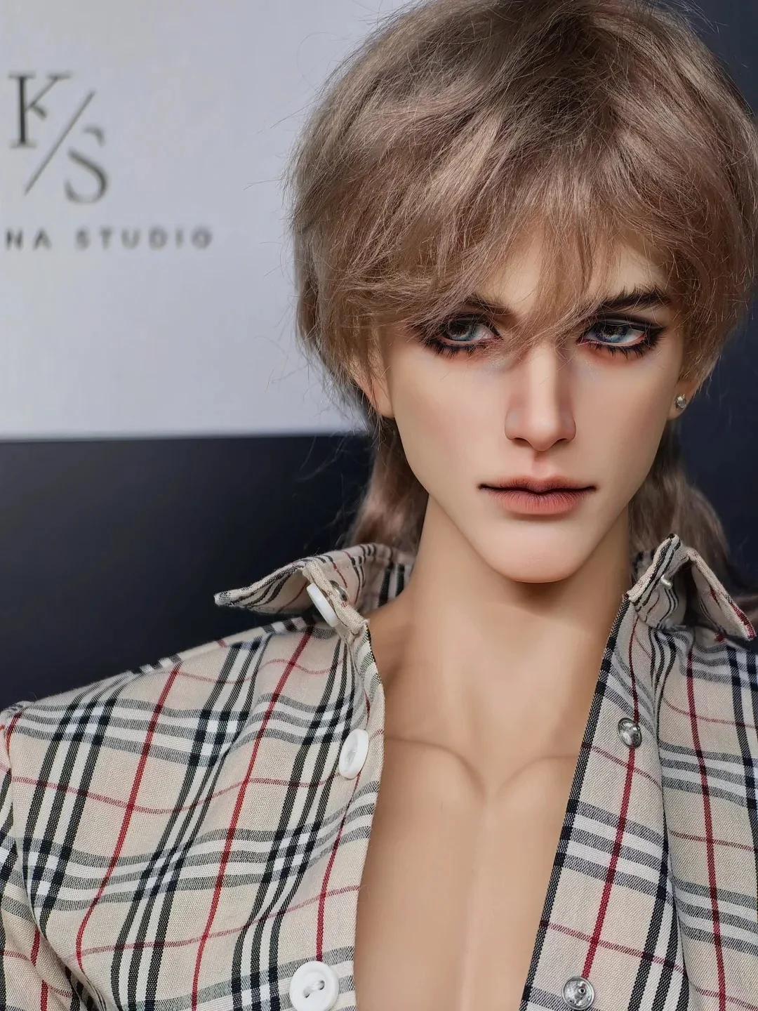 65cm Premium Resin IP Doll Shelves BJD/SD Eye Muscle Uncle with Free Makeup Christmas Gift for Collectors