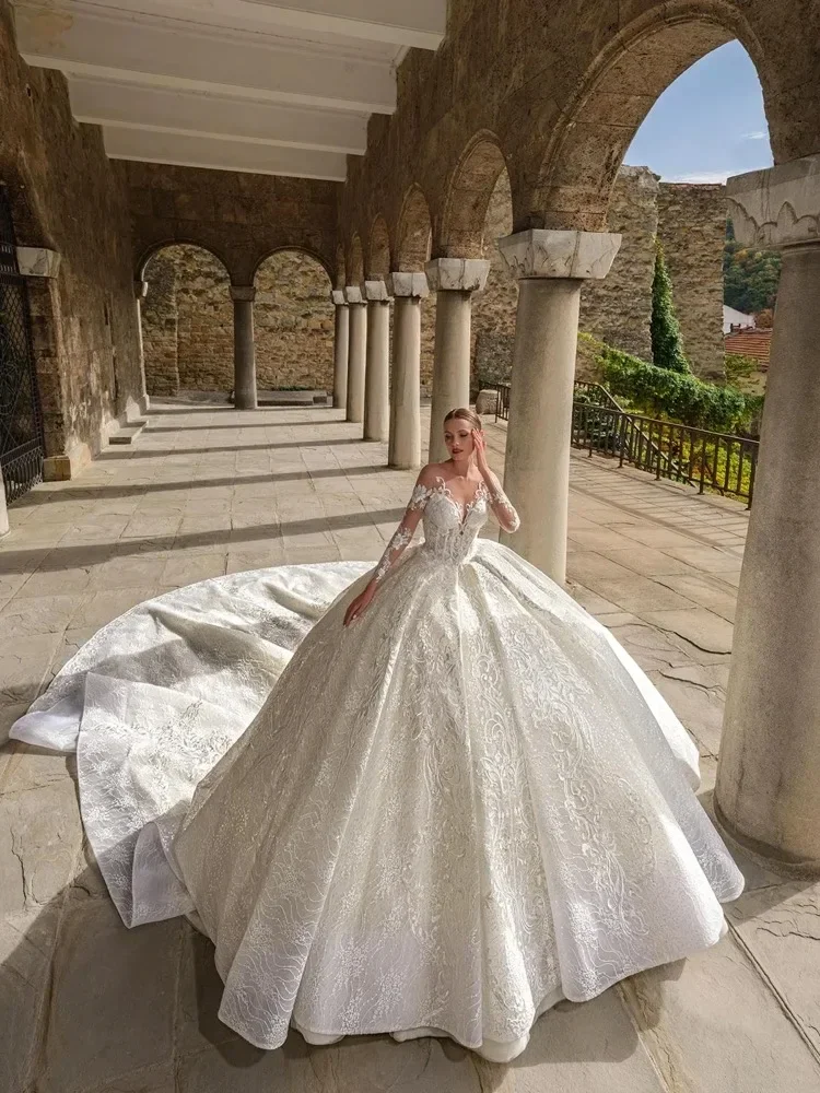 Customized Vintage Puffy Ball Gown Wedding Dress With Lace Appliques O-Neck Full Sleeves Bridal Gowns Vestido De Novia