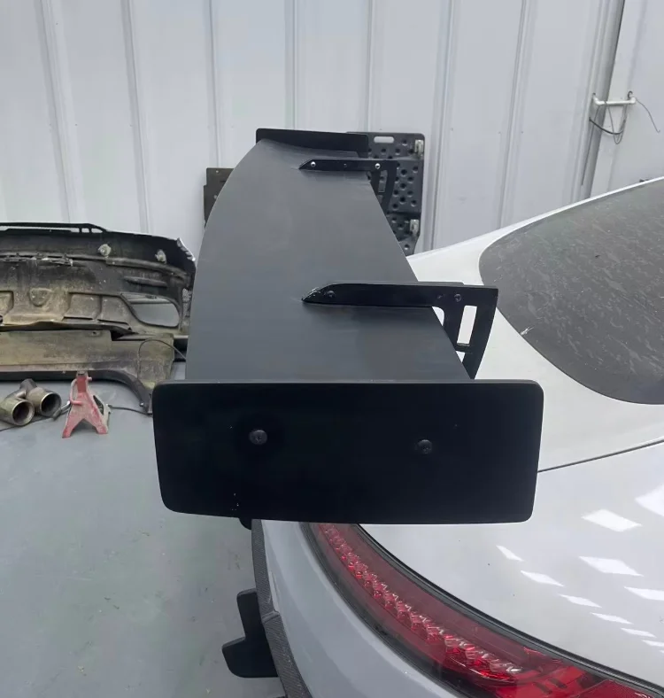 Factory Direct GT3 Style Carbon Fiber Trailing Edge Spoiler Wing Spoiler for Benz  GT GTC GTS GTR