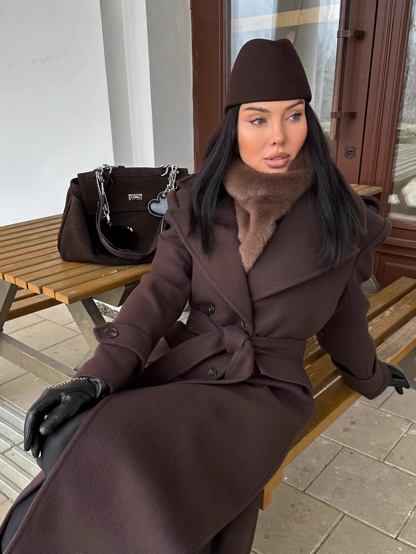 معطف طويل كلاسيكي من التويد ذو طية صدر كبيرة معاطف نسائية أنيقة فضفاضة بحزام مزدوج الصدر معطف نسائي شتوي كلاسيكي أنيق للشارع