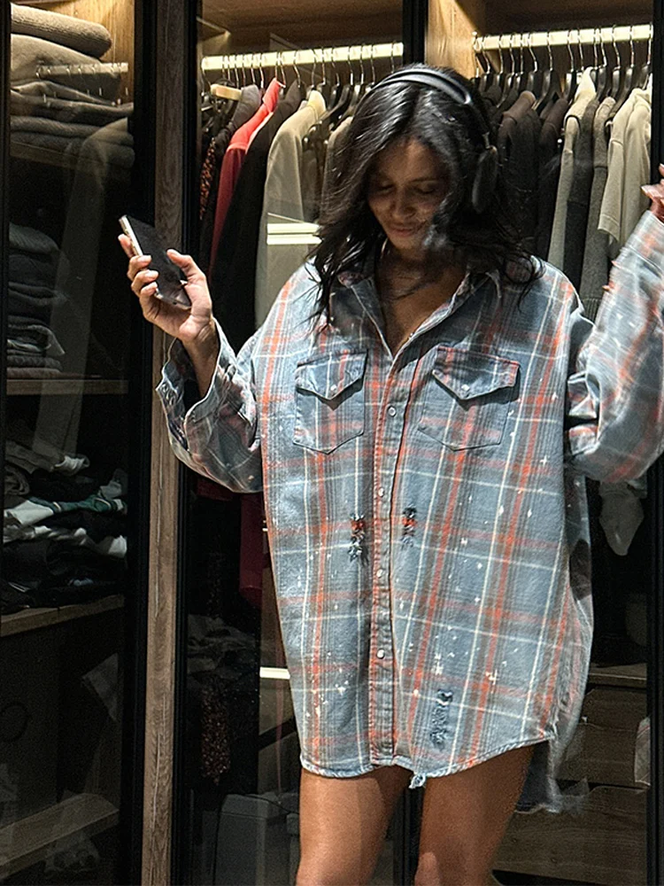 

Lapel Plaid Shirt Women Casual Long Sleeve Pockets Hole Lady Single Breasted Cardigan Tops 2025 Spring Summer Vintage Streetwear