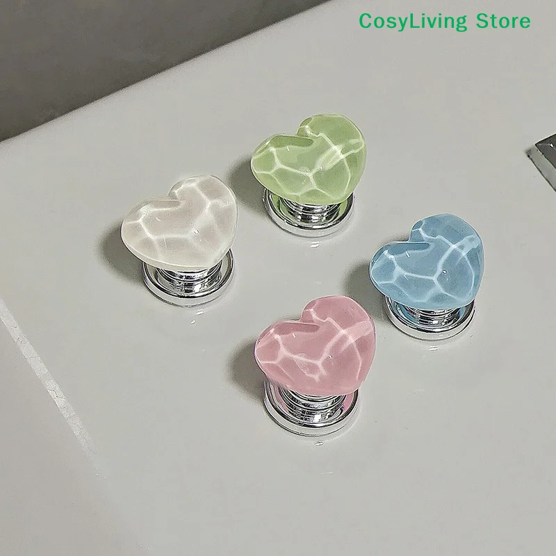 [CL]2 Pcs Heart Shaped Toilet Pressers Love Toilet Press Button Tank Press Switch Tank Button Nail Protector Decoration[CL]