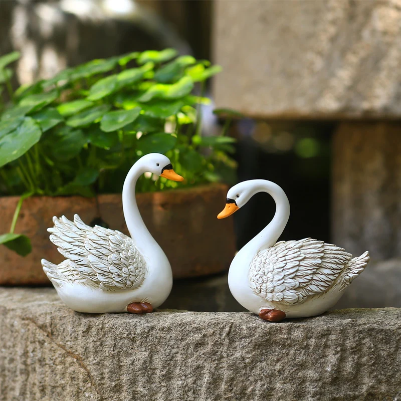 Simulation Animal Resin Crafts Ornaments Swan Statue Garden Outdoor Pond Animal Figures Home