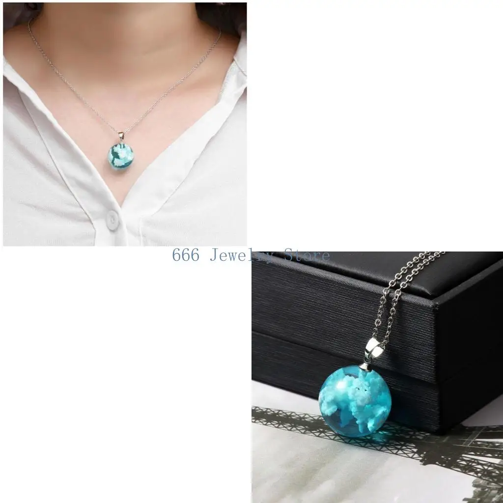 F2TD Sweet Glass Ball Pendant Necklace Fashionable Glow Necklace Jewelry