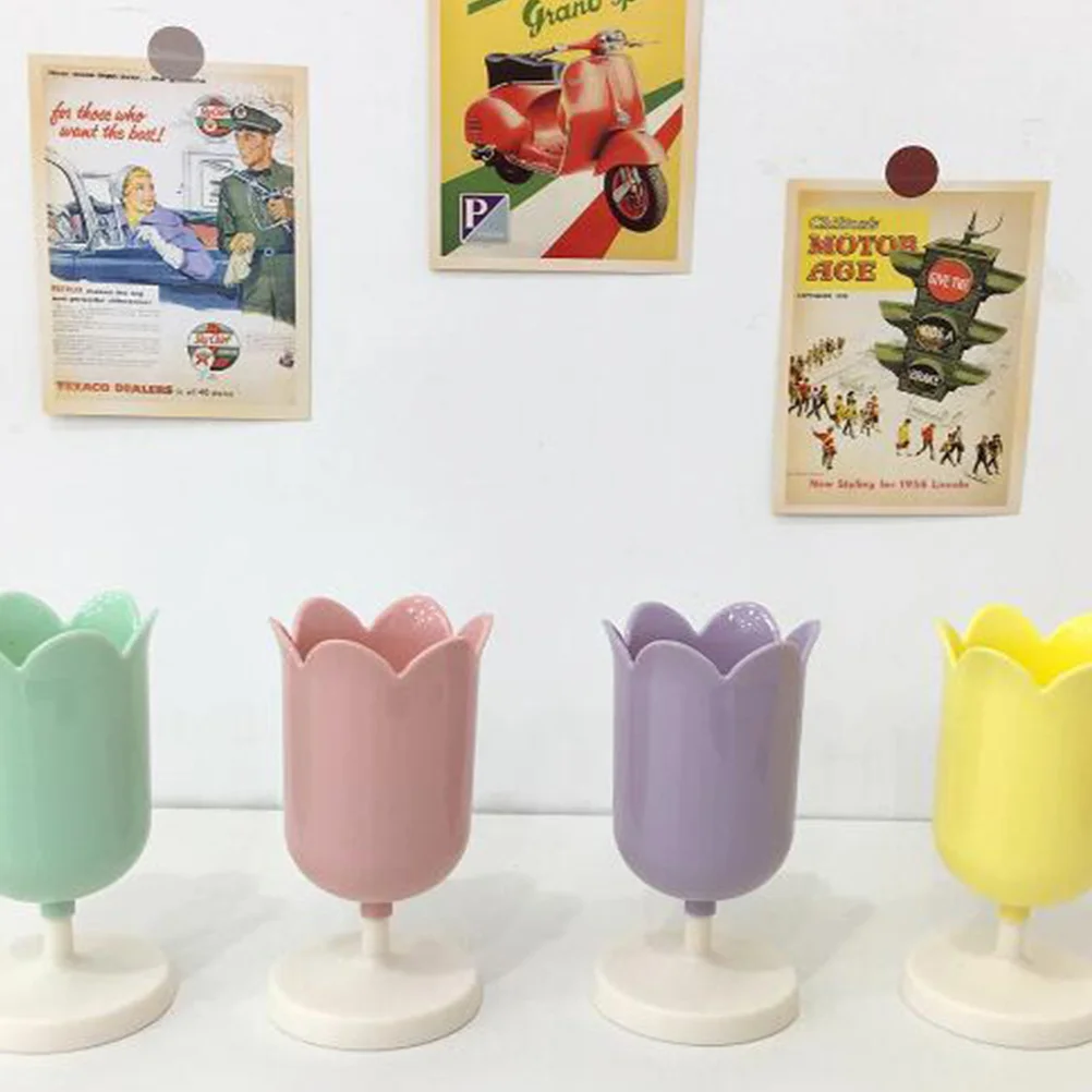 

Plastic Storage Canister Petal Shape Pen Holder Makeup Brush Organizer Desktop Sundries Holder for Office Home Dorm Pink