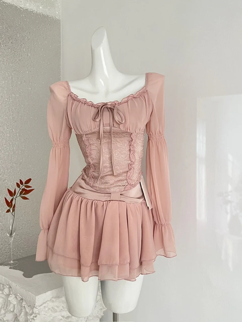 

Pure Desire Lace Design irt Tie Waist High Waist Skirt Two Piece Set Women's Faion Summer Outfit Combo
