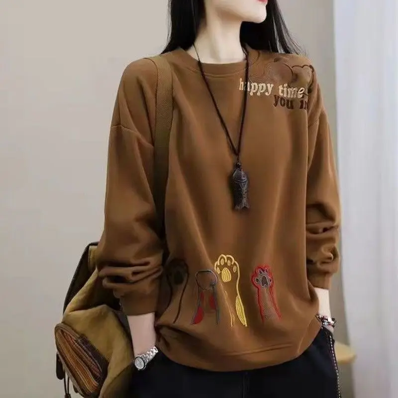 Spring and Autumn Women\'s Solid Color O-Neck Long Sleeve Loose Embroidery Classic Pullovers Trendy Comfortable All-match Tops