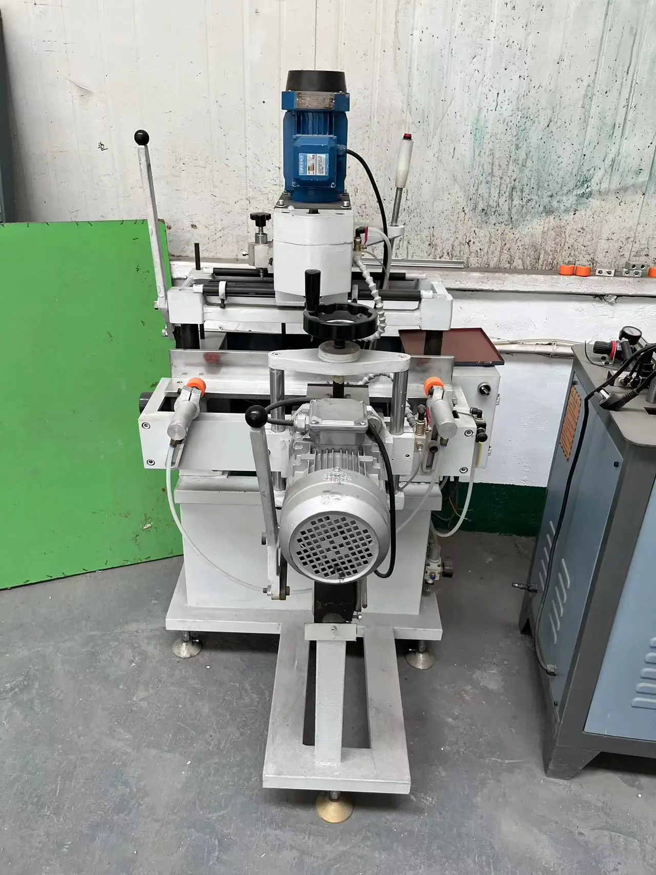 Manual Profiling Drilling Milling Machine Copying UPVC Material for Window & Door Making for Aluminum & PVC Materials