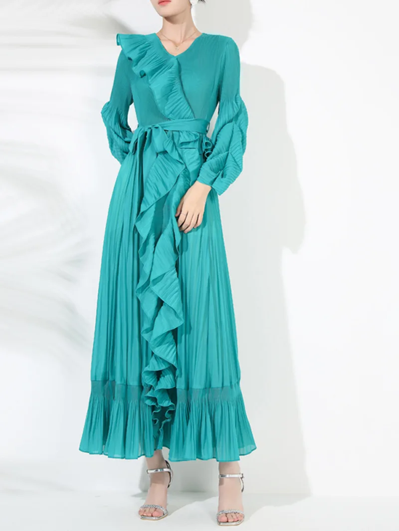 Schickes, plissiertes Damenkleid mit unregelmäßigem, gerafftem Patchwork-Design, V-Kragen, Nischen-Design, neu, elastisch, locker sitzend, mit Schnürung, Kleidung 2XFGZ